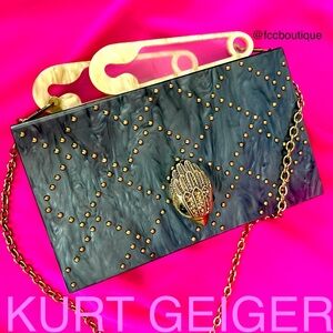 KURT GEIGER Safety Pin box clutch on chain gray mother of pearl